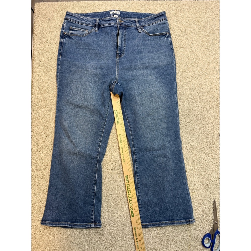 Ava & Viv Womens Plus Size 18W Medium Wash High Rise Straight Leg Jeans Blue